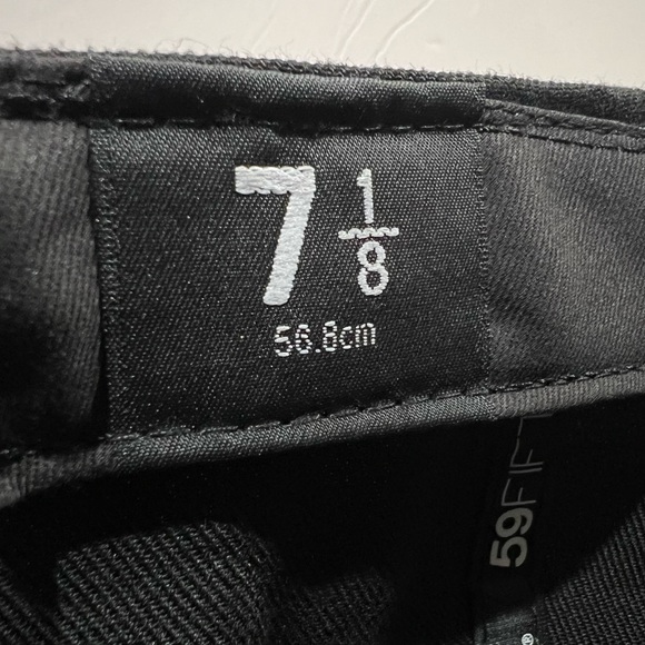 New Era, 59Fifty Fitted Hat, Toronto Raptors, Black & Gold - Picture 3 of 11